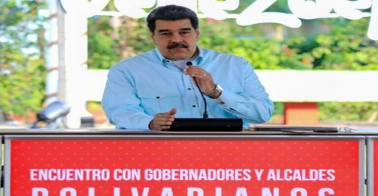 Presidente llamó al pueblo y a agentes económicos combatir el dólar criminal