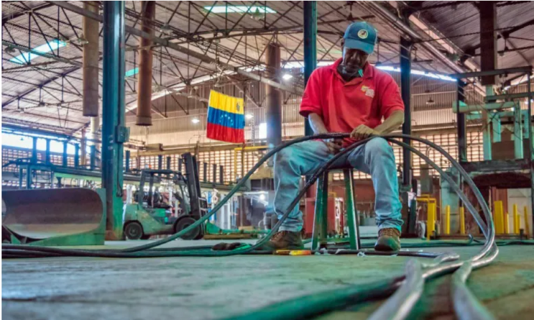 Presidente asegura que la clase obrera trabajadora es fundamental en la recuperación económica