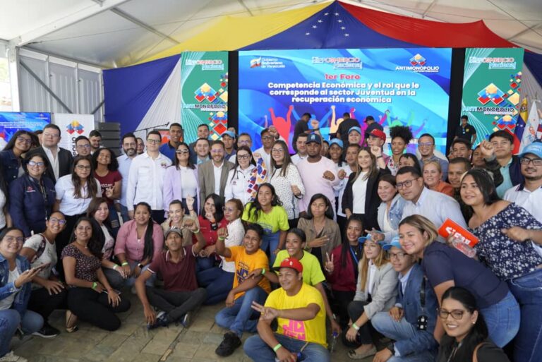 Juventud Venezolana se capacita en Competencia Económica en Foro de la Superintendencia Antimonopolio