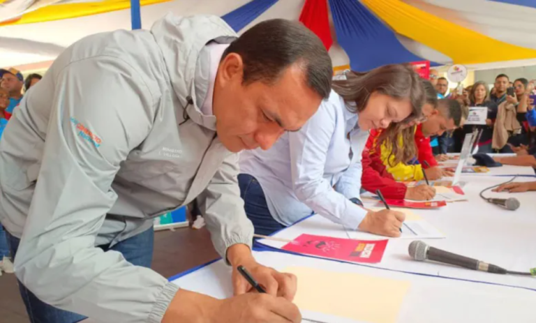 Fuerza trabajadora de Comercio Nacional exige levantar medidas coercitivas unilaterales