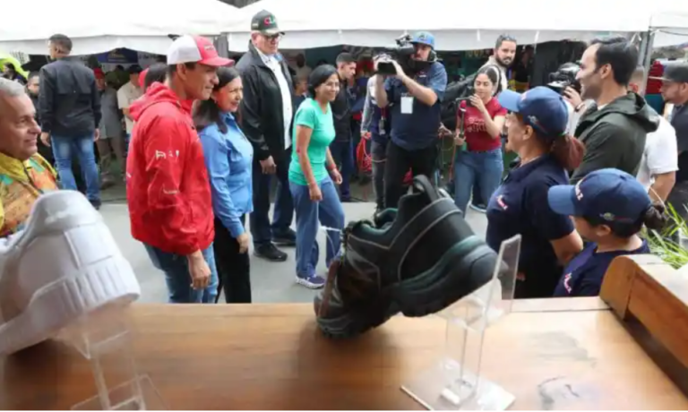 Vicepresidenta Delcy Rodríguez inspecciona avances de la Gran Misión Igualdad y Justicia Social Hugo Chávez en Catia