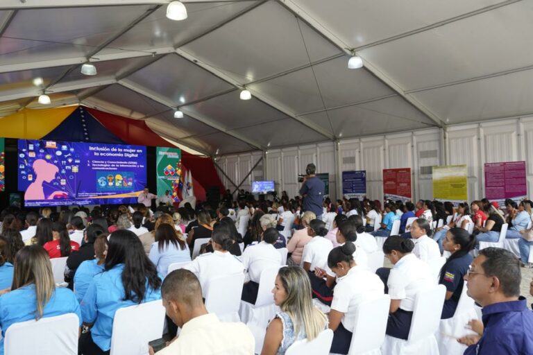 Superintendencia Antimonopolio fomenta equidad y participación activa de la mujer venezolana