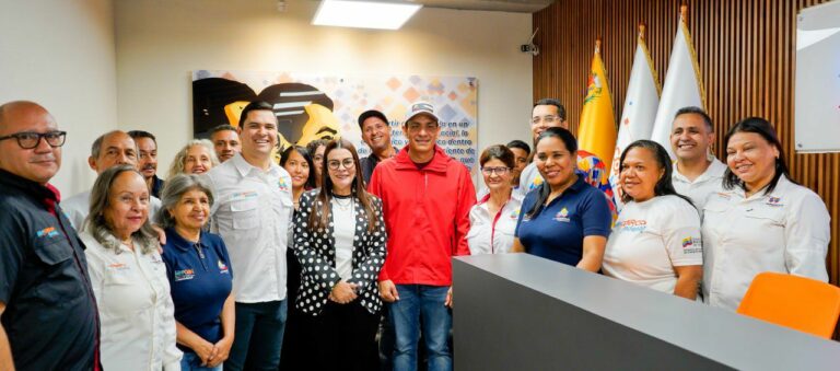 Superintendencia Antimonopolio reinaugura espacios físicos.