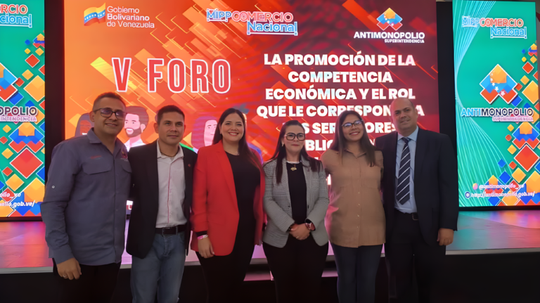 Servidores públicos reciben formación sobre Competencia Económica.