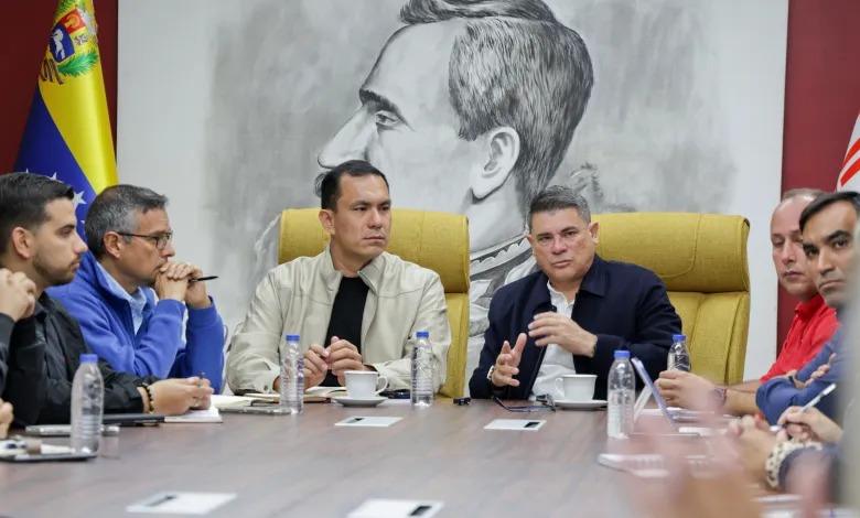 Mesa de trabajo impulsa formación para el desarrollo industrial de las comunas